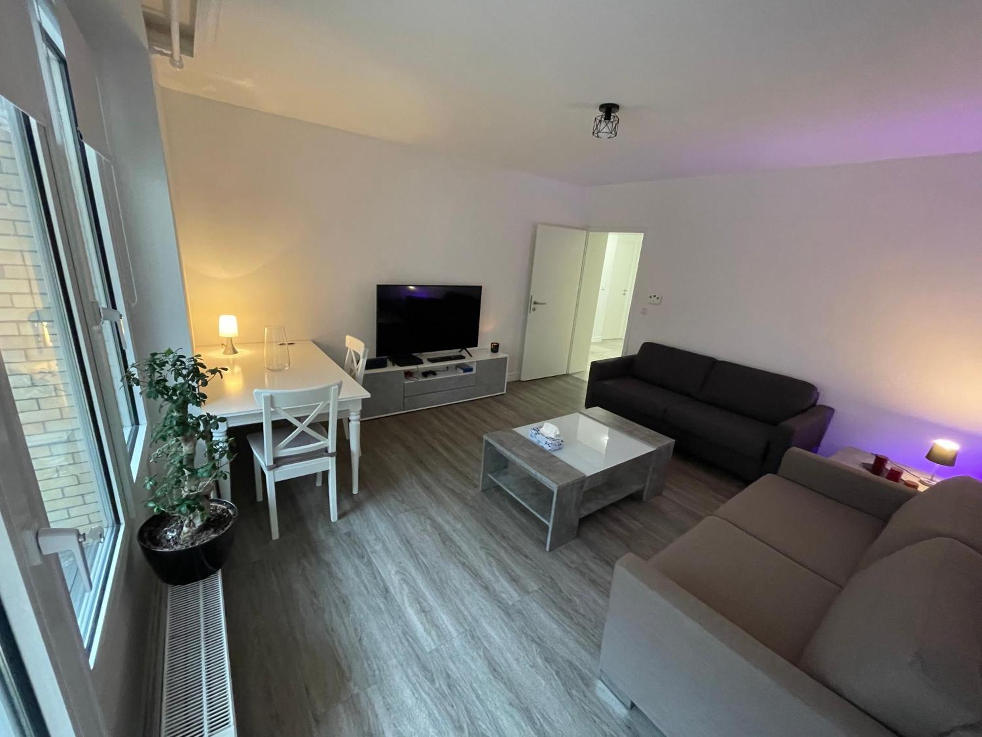 Cozy Apartment City Nightlife デュッセルドルフ エクステリア 写真